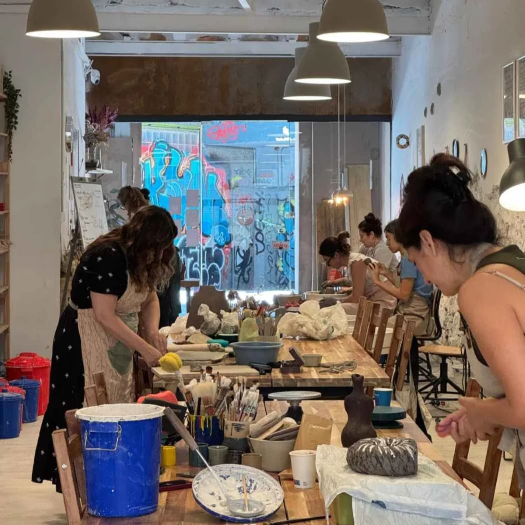 clases de cerámica para adultos barcelona